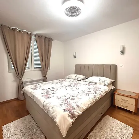 Apartment Fani